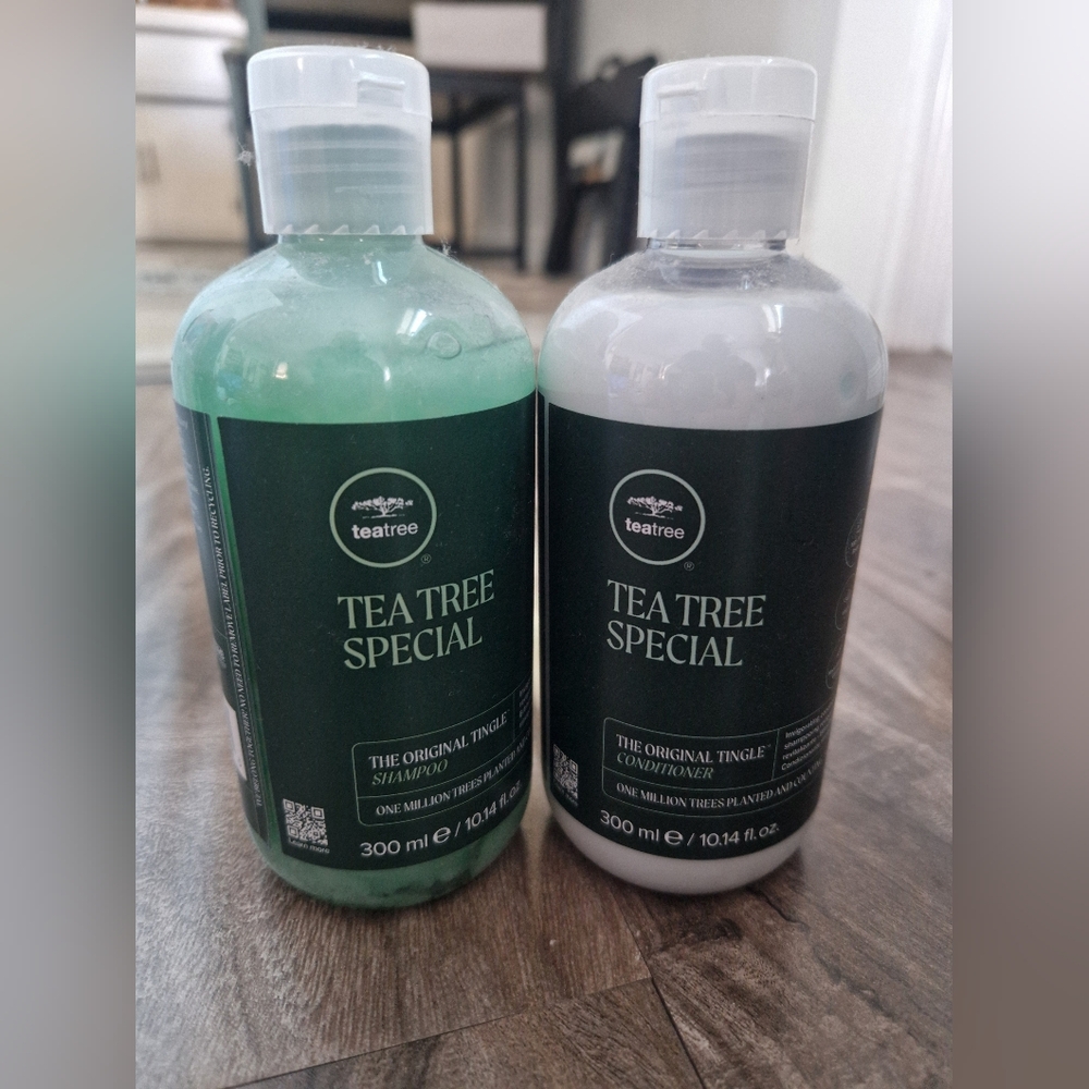 Paul Mitchell Tea Tree Special Shampoo and Conditioner Set